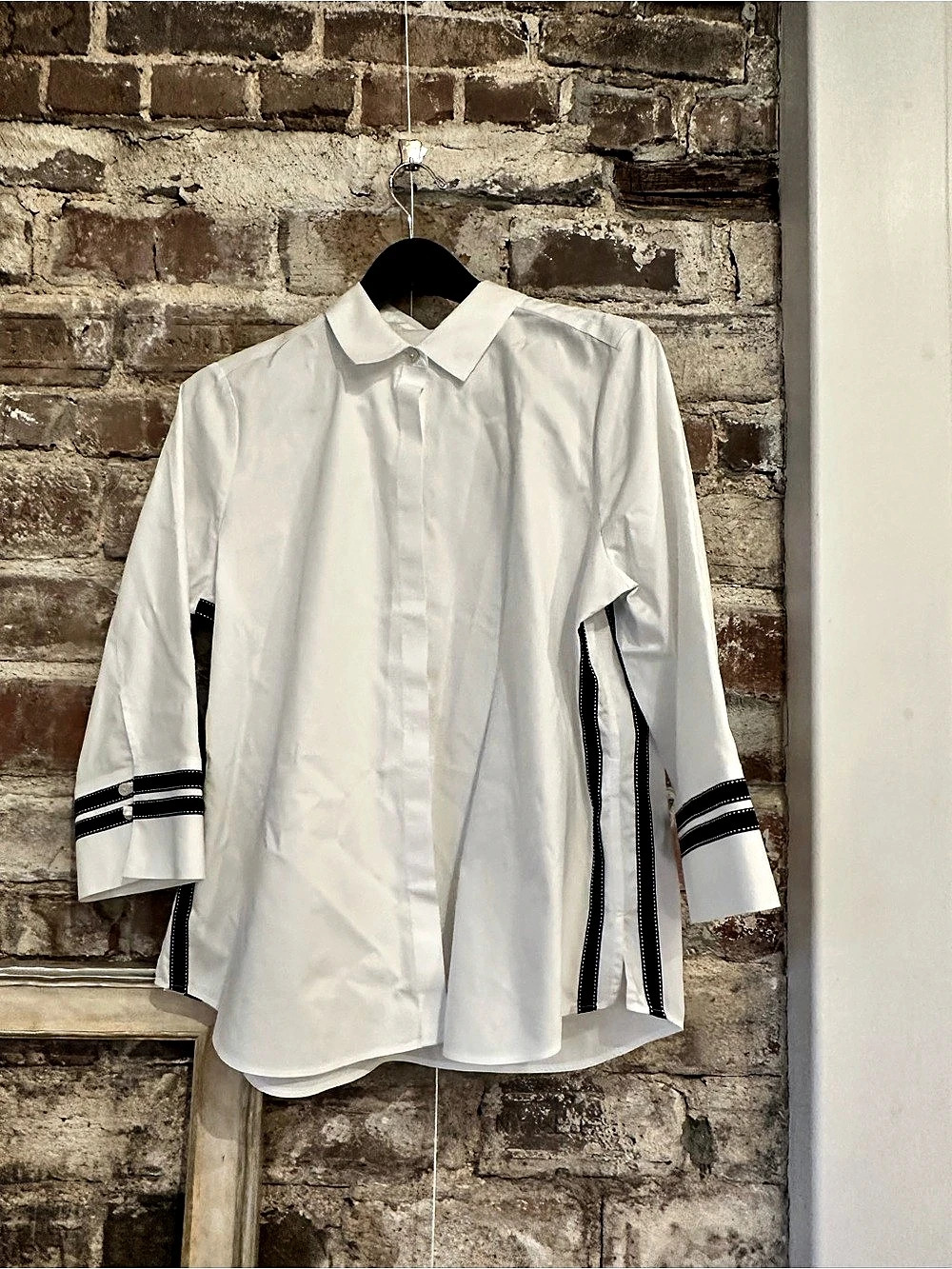 Foxcroft Striped Detail in White Size Large